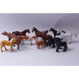 Animal Miniatures, Set, PVC Figures, Horse, Cow, Bear, Gorilla, Sheep, Zoo, Farm